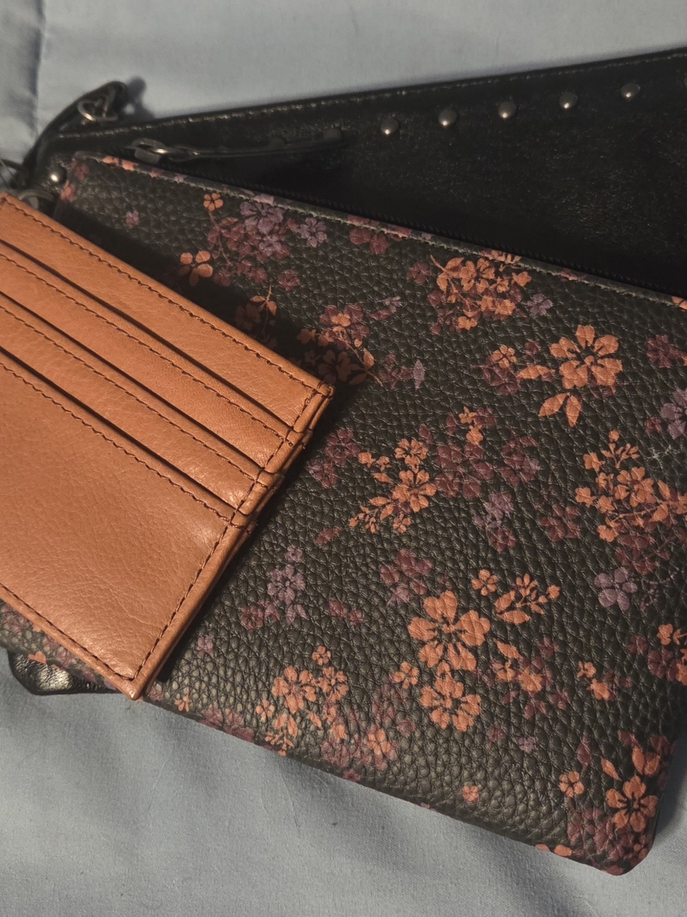 3 Piece Leather Crossbody, Wristlet, Card Holder Set from The Sak NEW wTags - Picture 3 of 8